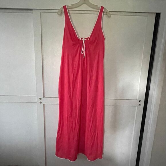 Vintage Vassarette‎ light berry red tank long nightgown w/white trim-34-36